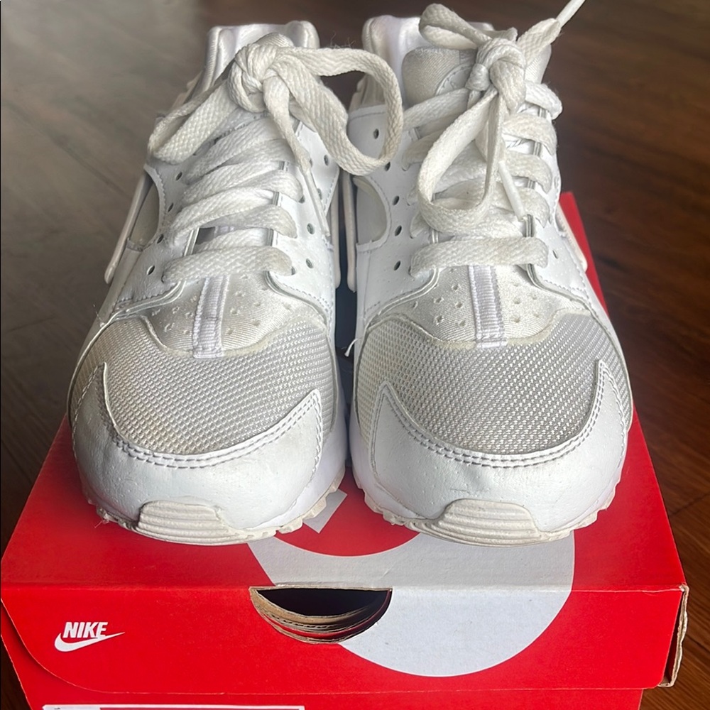 Nike Sunray Adjust 6 (GS) Kids Sandal Box - Red with White Logo